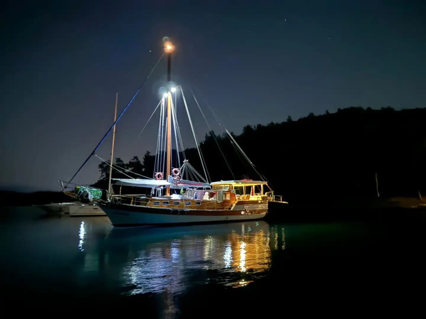 4 Cabin 8 Person Gulet in Gökova's Hidden Bays 6