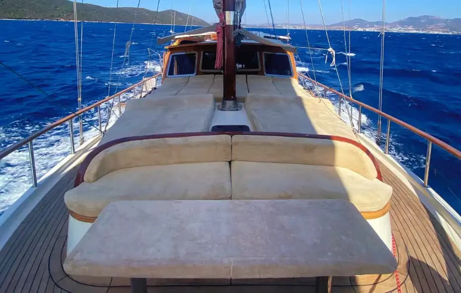 Gulet Idéal pour Groupes d'Amis ou Grandes Familles à Bodrum – Capacité 8 Personnes 3