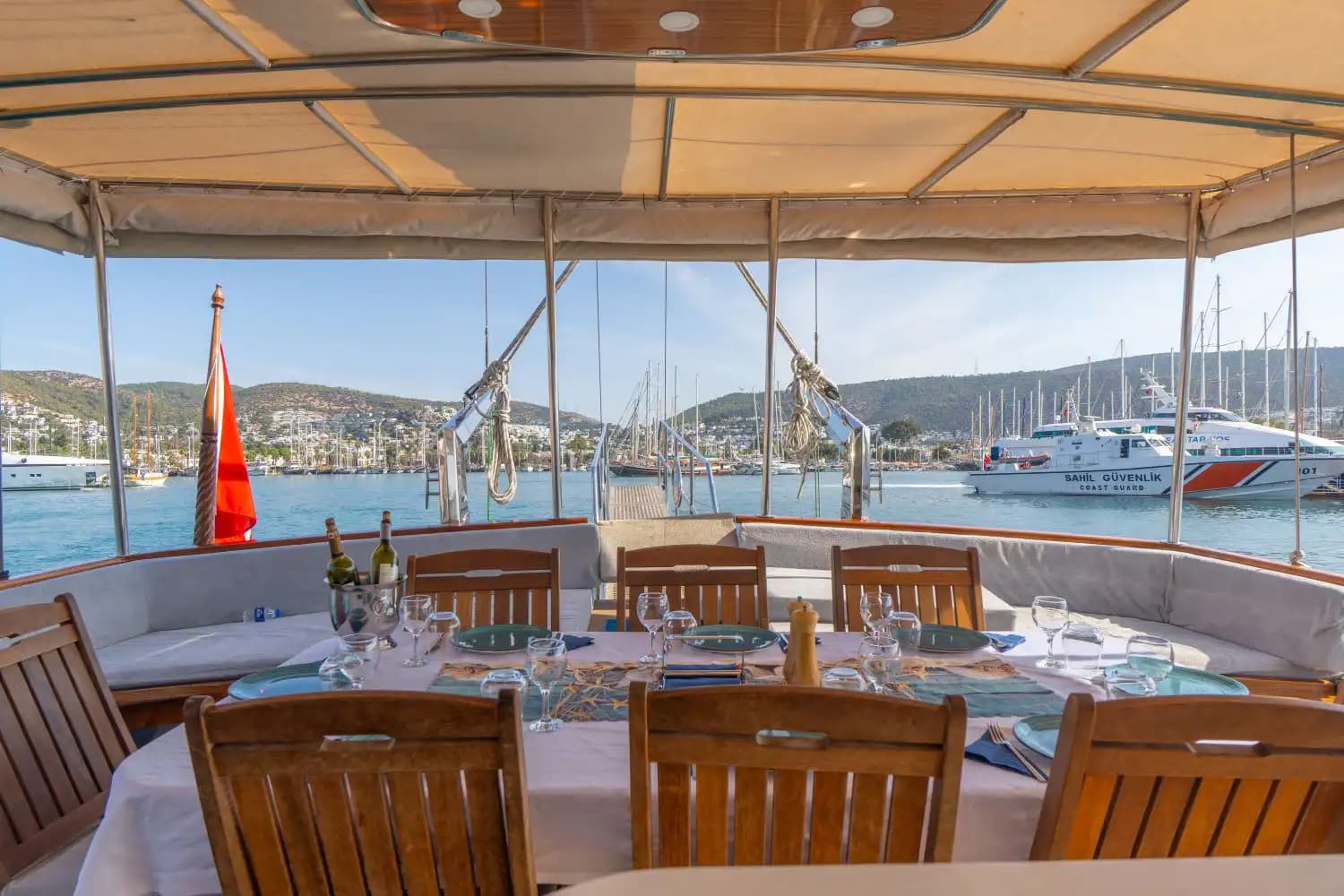 Bodrum: Gulet 20m, 8 pers. Crucero Pacífico 25