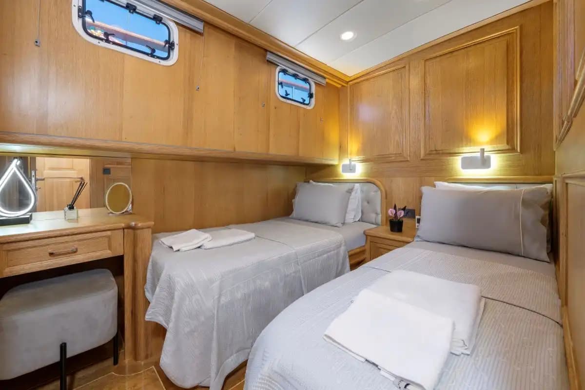 Bodrum: Gulet 20m, 8 pers. Crucero Pacífico 28
