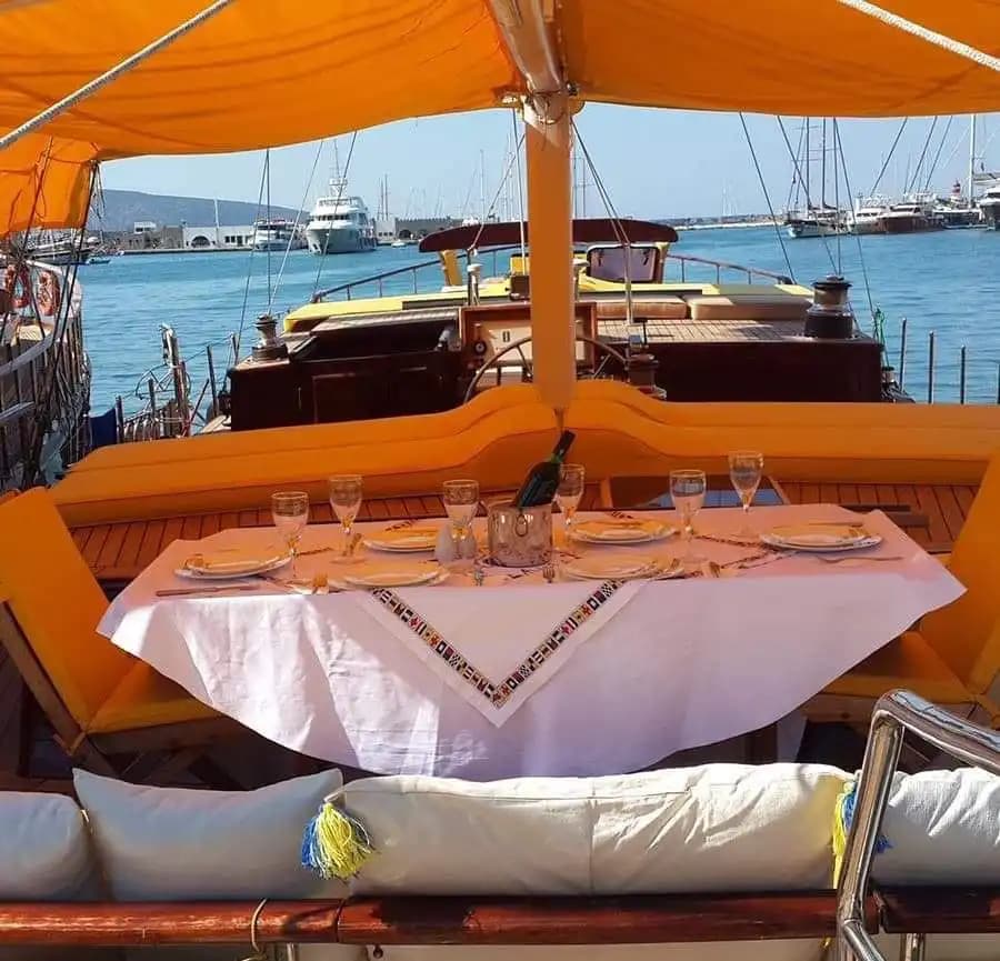Charming 3-cabines Gulet for 6 Guests with Nuitée Croisières in Bodrum 21