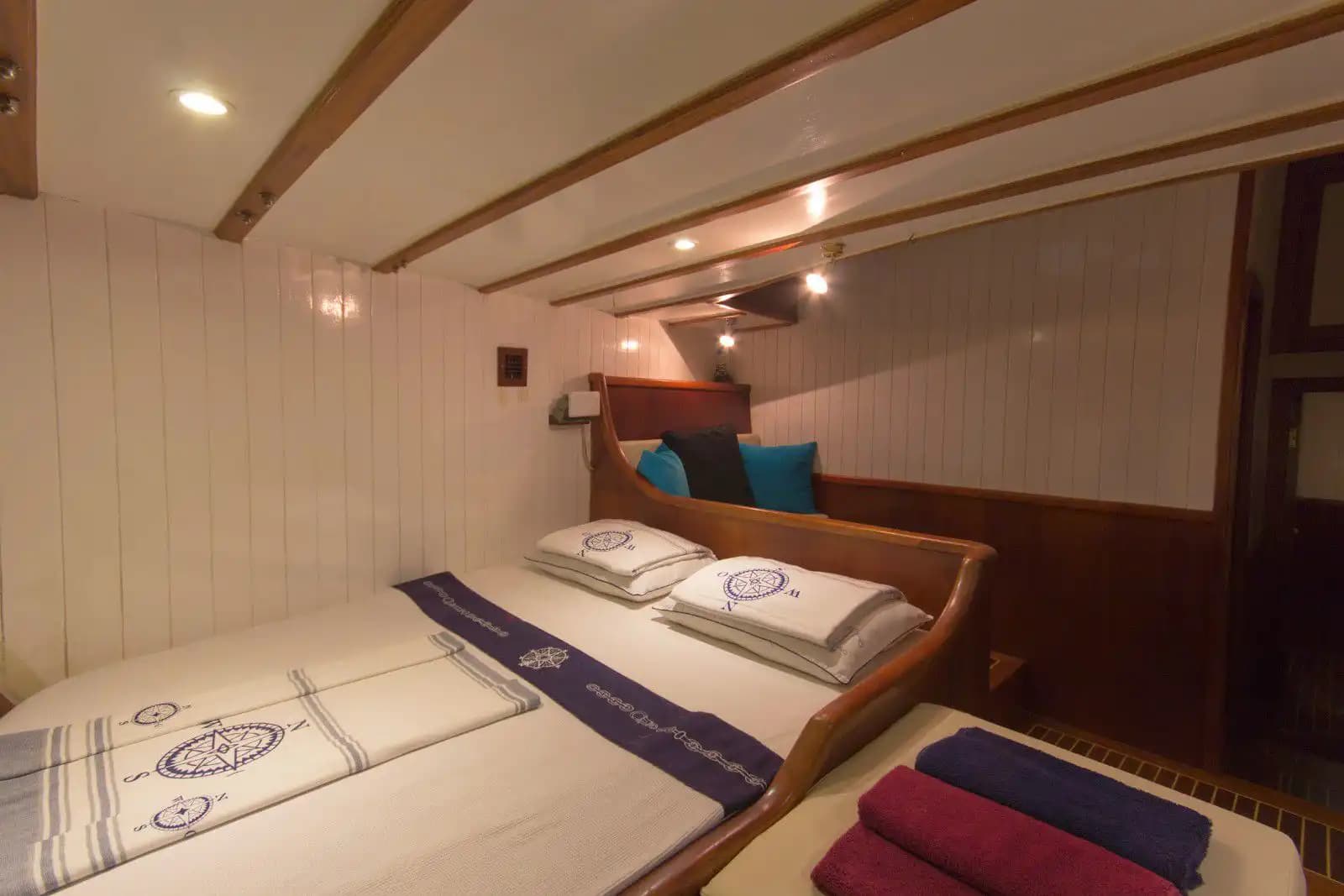 Charming 3-cabines Gulet for 6 Guests with Nuitée Croisières in Bodrum 27