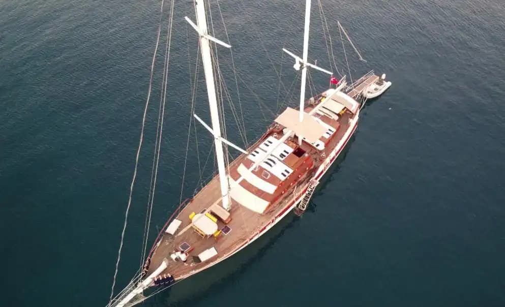 Charming 3-cabines Gulet for 6 Guests with Nuitée Croisières in Bodrum - Fête sur le bateau