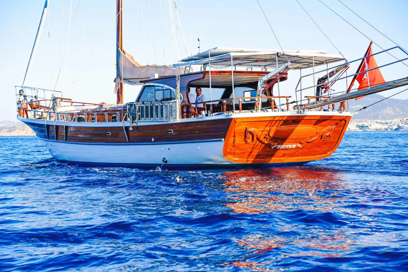 A Voll ausgestattet 17-Meter Gulet Offering an Unvergesslich Meer Urlaub in Bodrum 8