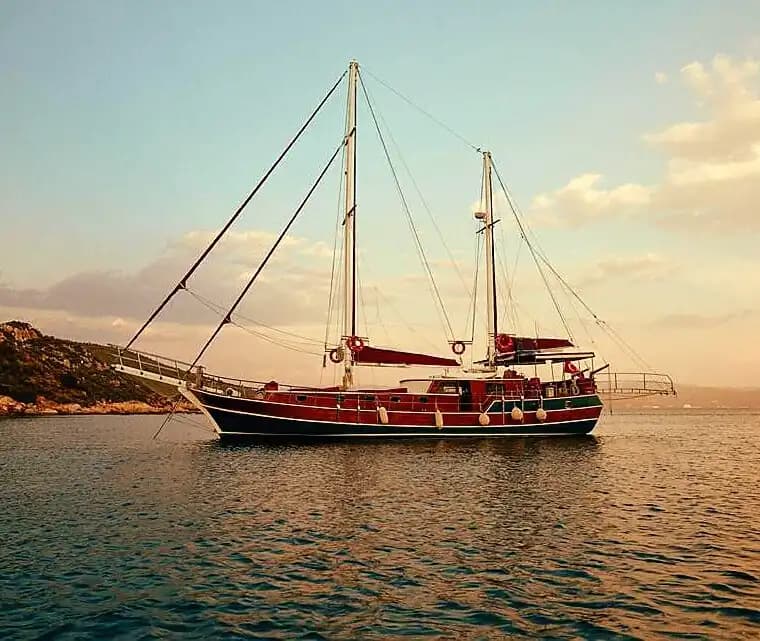 Entdecken Sie Kuşadası: 21m Gulet für unvergessliche Erlebnisse - Party auf dem Boot