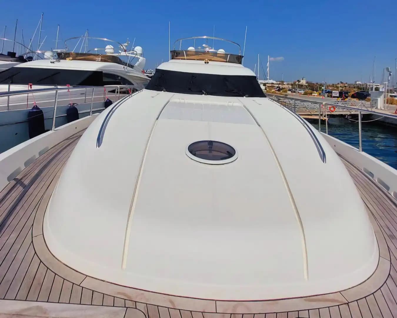 Elegante y Moderno Princess Yate a Motor para Special Events in Bodrum 6