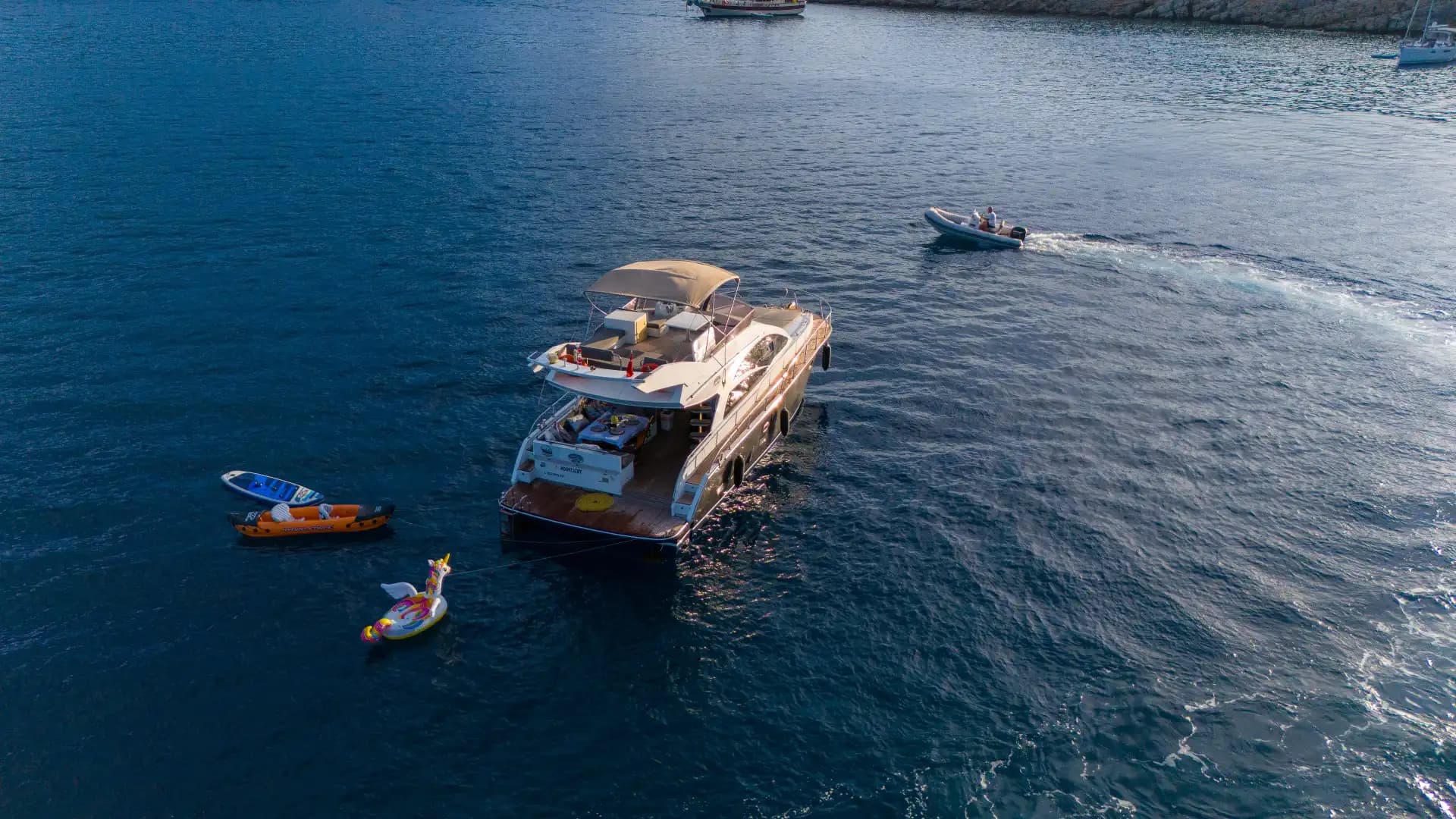 Luxury Comfort and an Unparalleled Voyage bleu Experience with a Princess Motoryacht in Bodrum 7