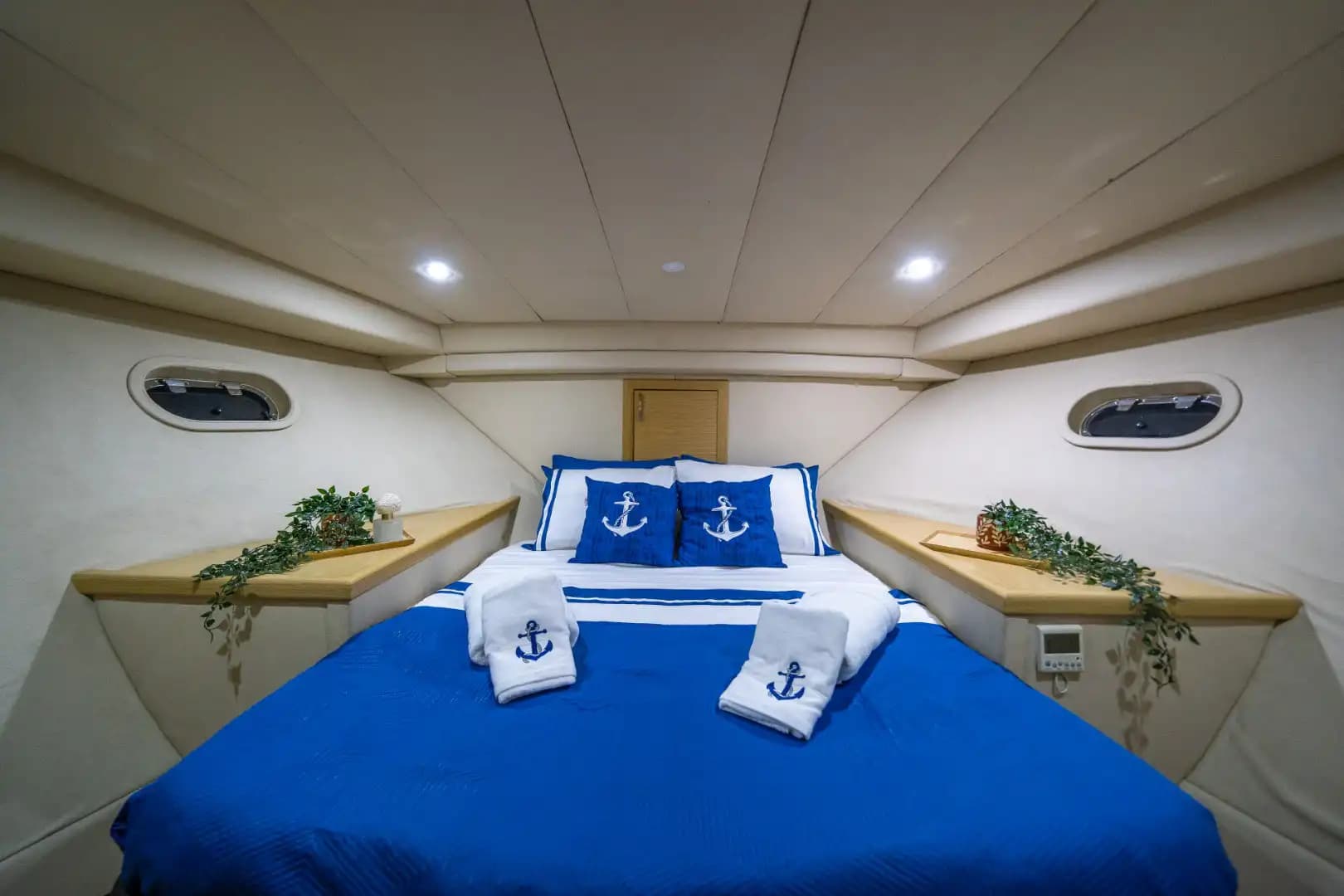 Luxury Comfort and an Unparalleled Voyage bleu Experience with a Princess Motoryacht in Bodrum 14