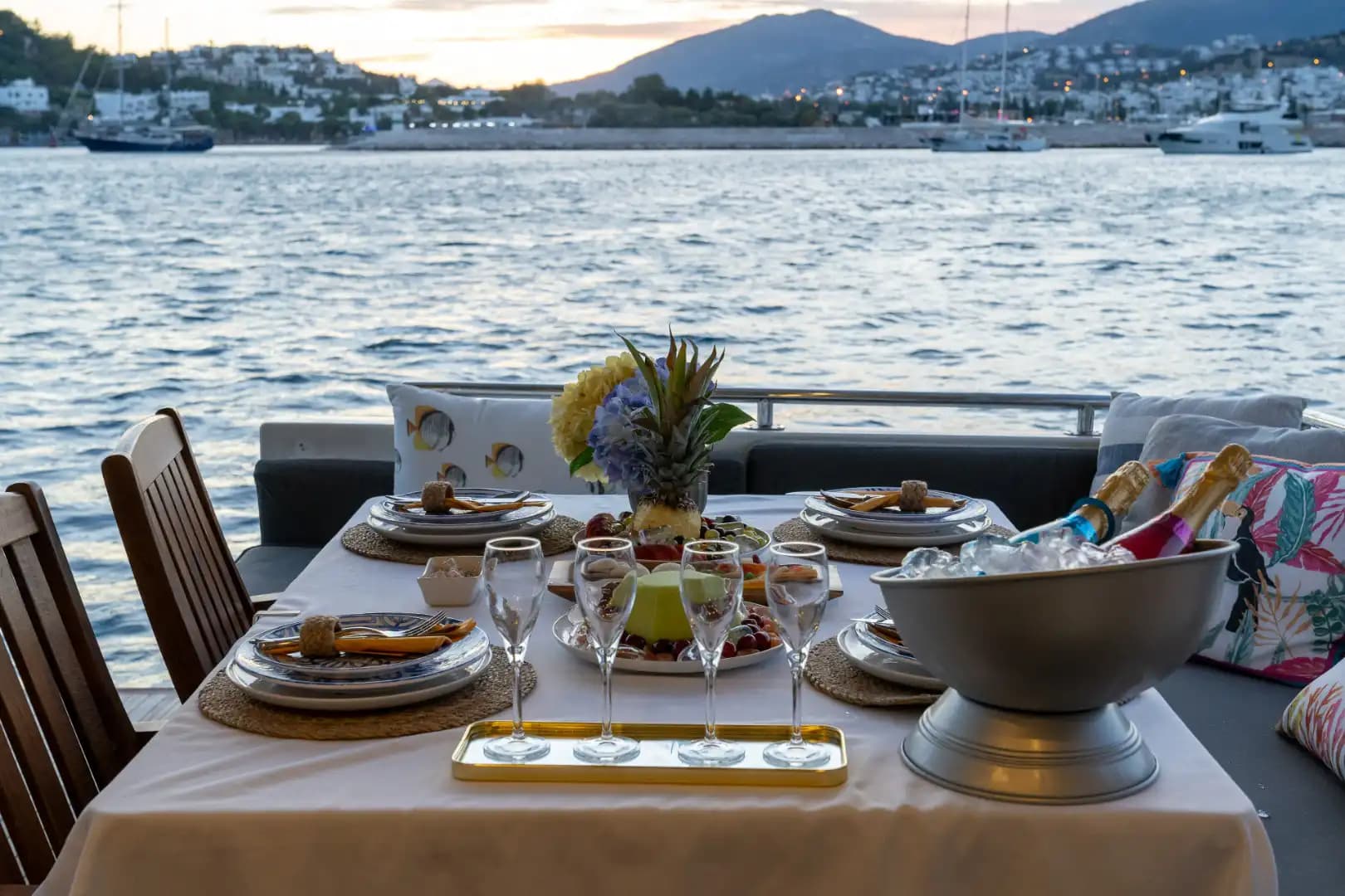 Luxury Comfort and an Unparalleled Voyage bleu Experience with a Princess Motoryacht in Bodrum 4