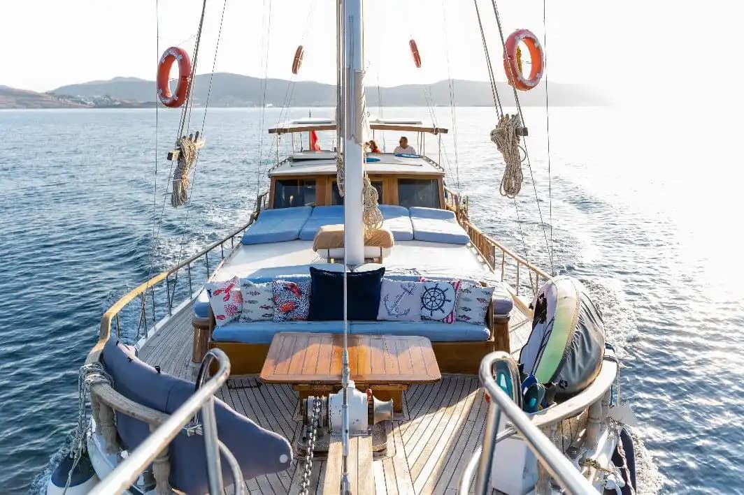 Lujo y Confort en Bodrum: Gulet 5 Cabinas 10 Personas 8