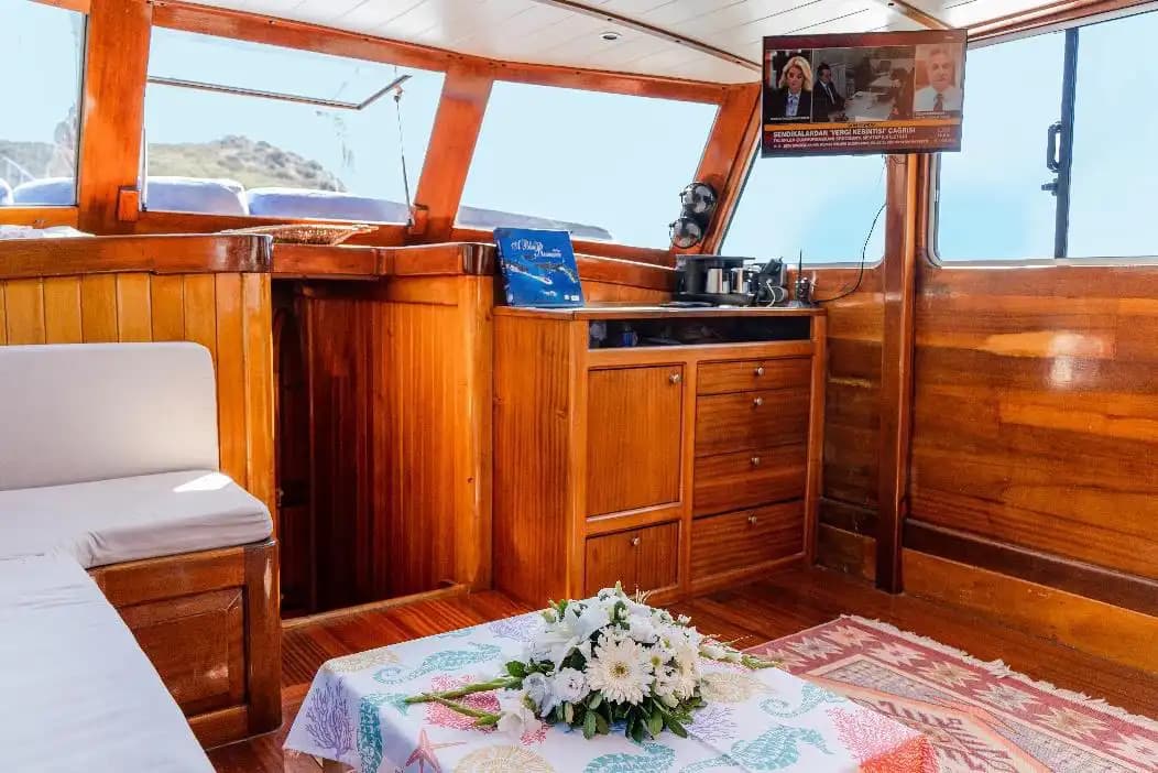 Lujo y Confort en Bodrum: Gulet 5 Cabinas 10 Personas 11