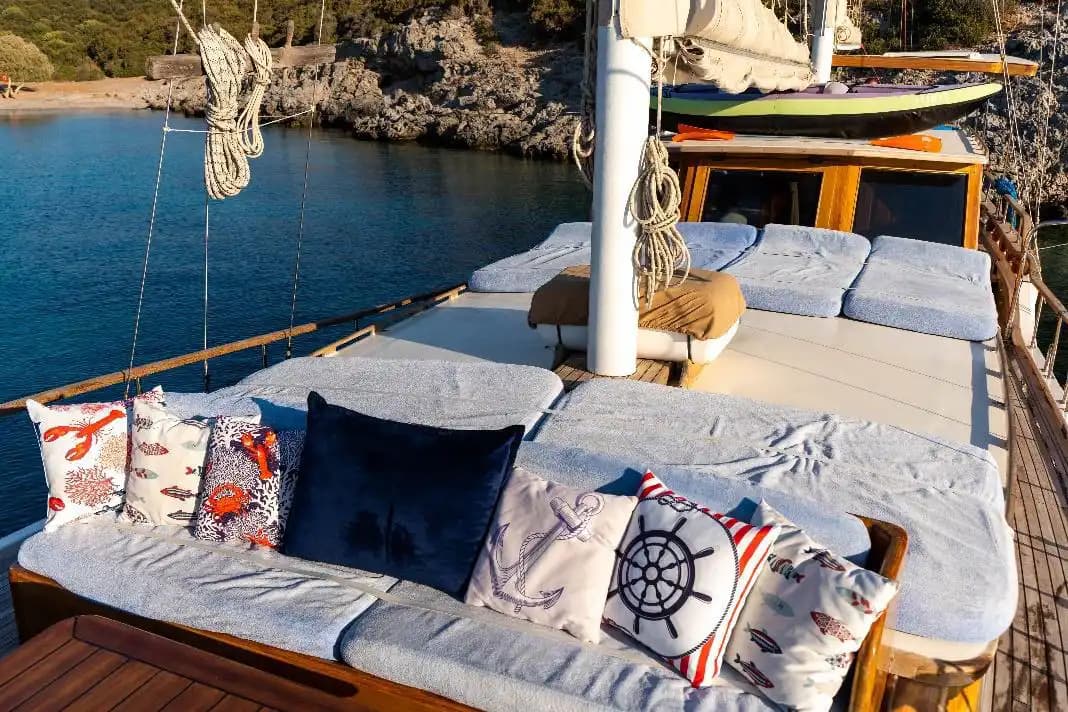 Lujo y Confort en Bodrum: Gulet 5 Cabinas 10 Personas 9