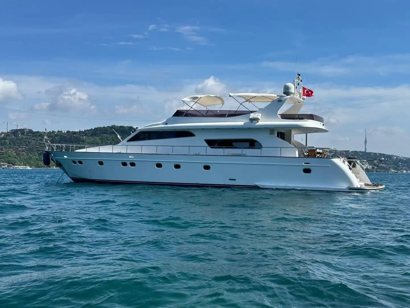 Elegant 27m Motoryacht for Large Groups in Bodrum's Atemberaubend Buchten - Party auf dem Boot