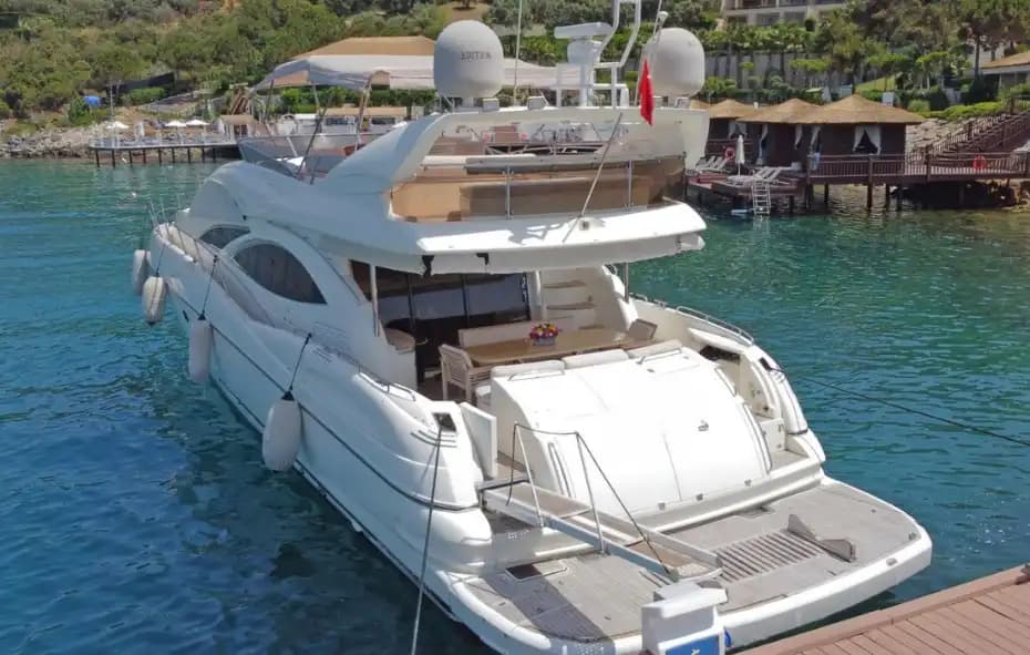 Определение роскоши в Бодруме: Незабываемый круиз на яхте Sunseeker Manhattan 75 длиной 25 метров 2