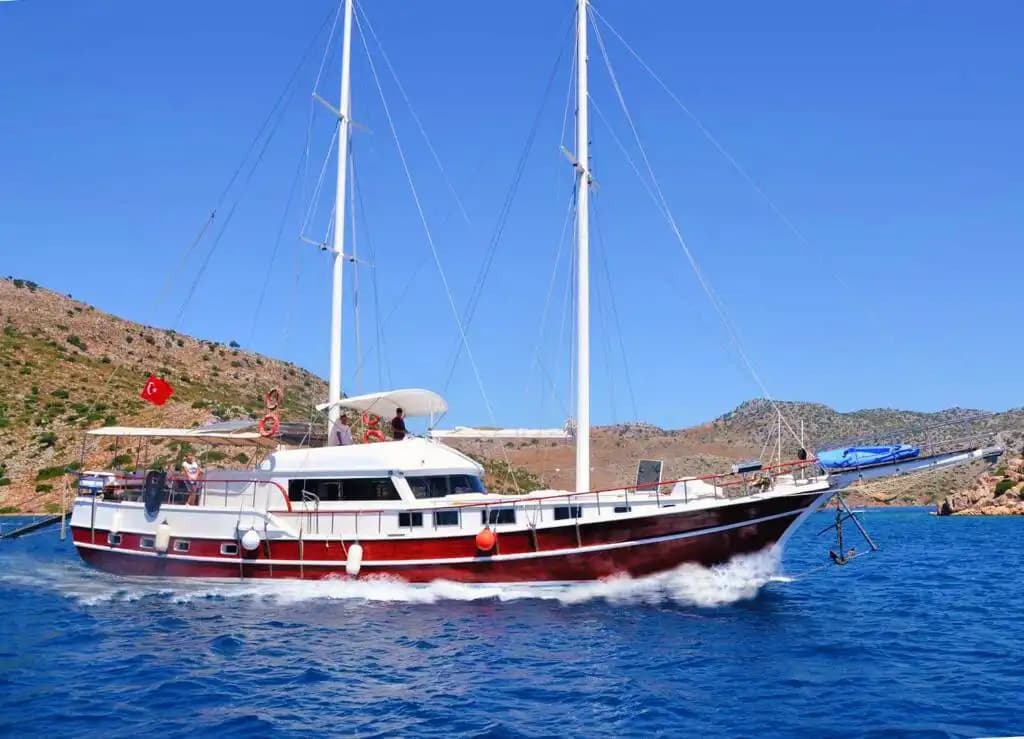 Luxury 5-cabines Gulet Holiday in the Tranquil Waters of Marmaris Bozburun - Demande en mariage sur un yacht