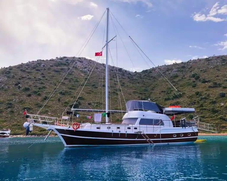 Explore the Tranquil Buchten of the Aegean on an 8-Personen Gulet in Marmaris Bozburun - Junggesellinnenabschied auf der Jacht