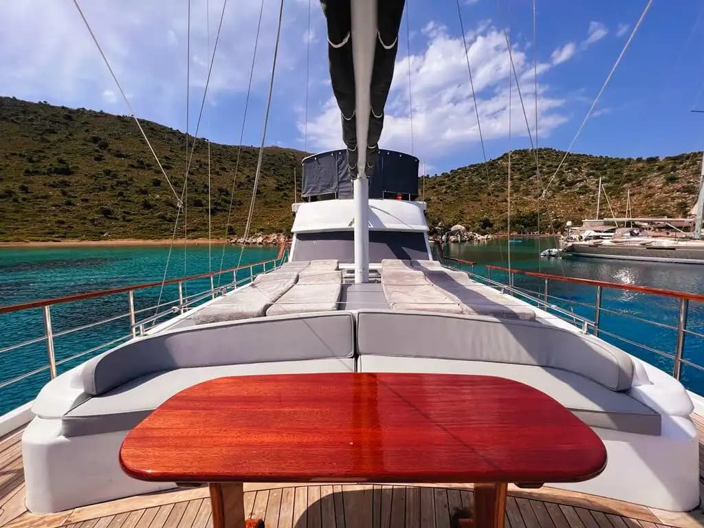 Explore the Tranquil Buchten of the Aegean on an 8-Personen Gulet in Marmaris Bozburun 8