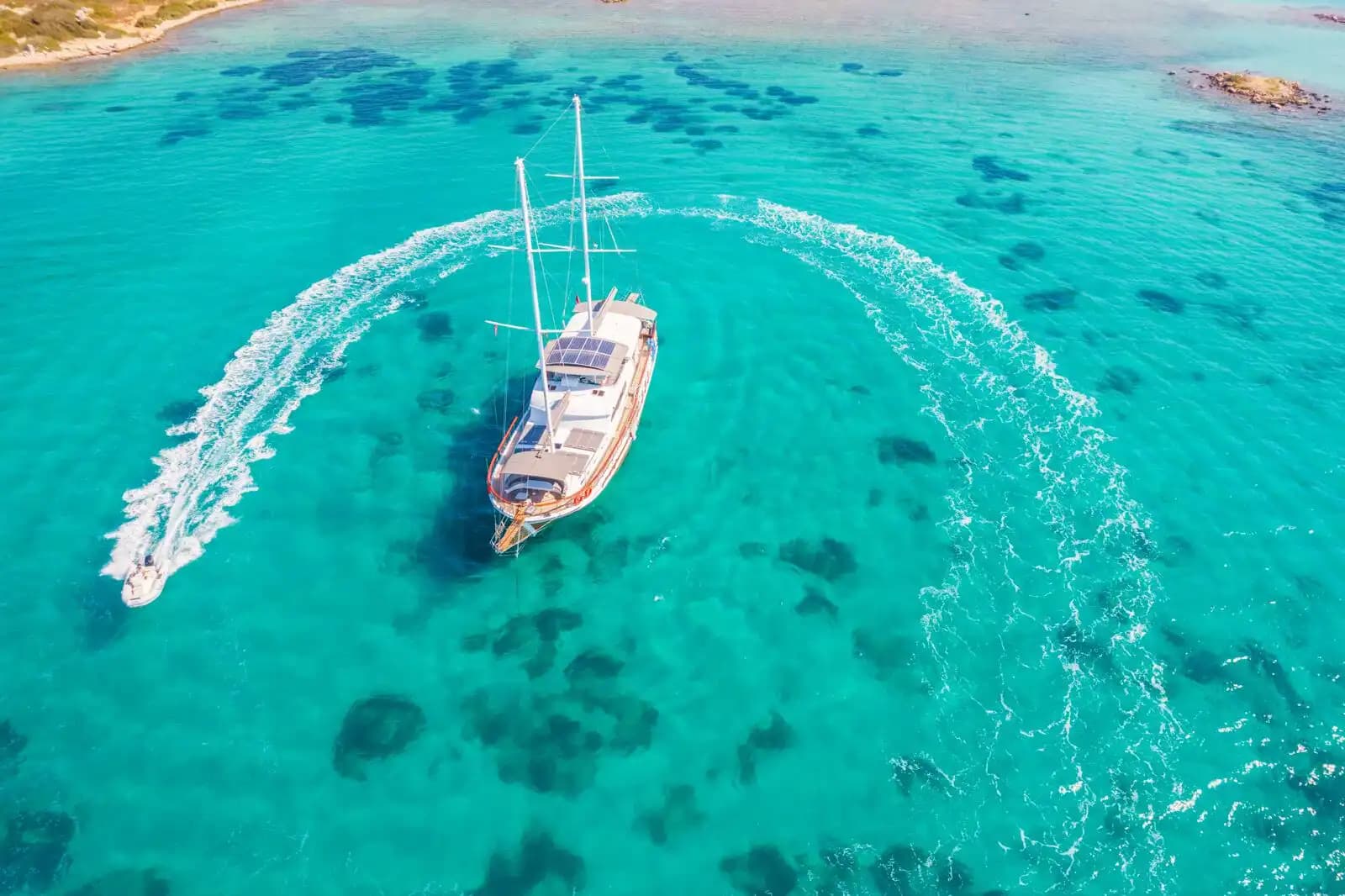 Unforgettable 12-Person Getaway Aboard a 6-cabines Gulet in Marmaris Bozburun 2
