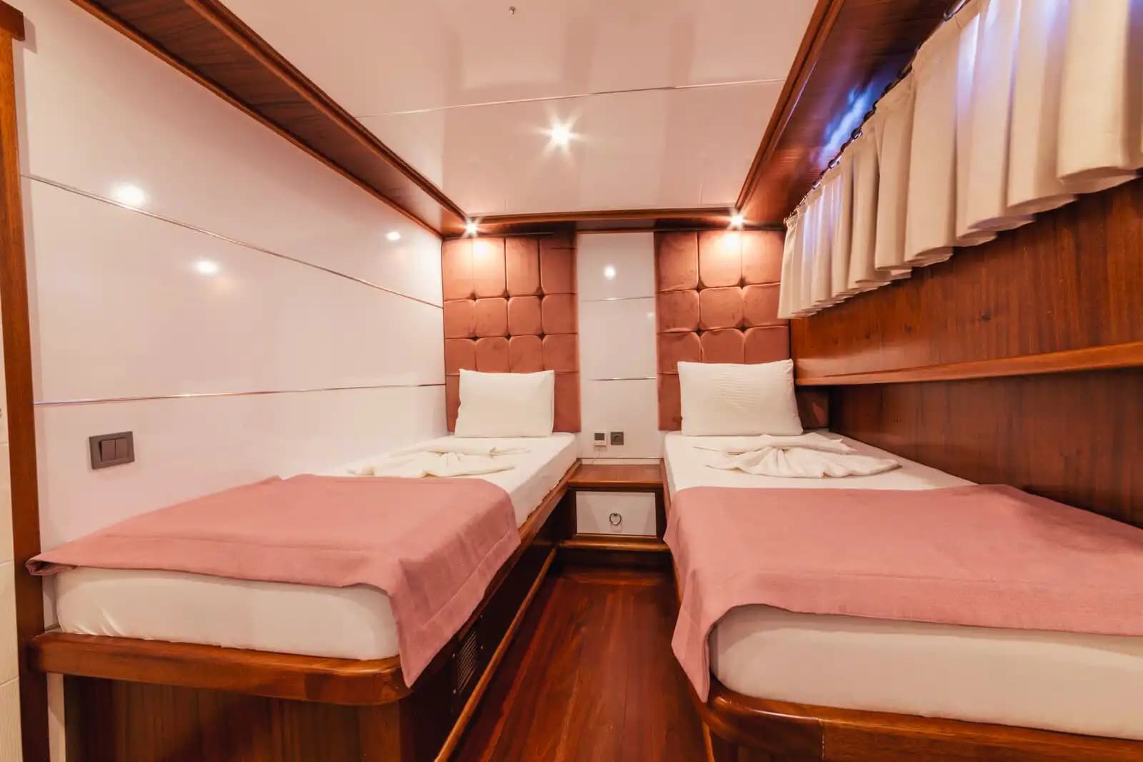 Unforgettable 12-Person Getaway Aboard a 6-cabines Gulet in Marmaris Bozburun 13