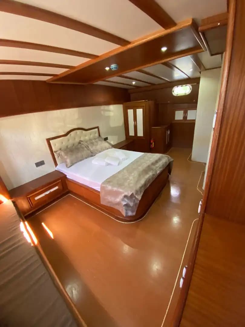 Luxury Voyage bleu for 12 Guests Aboard a 5-cabines Gulet in Bozburun’s Eaux magnifiques 23