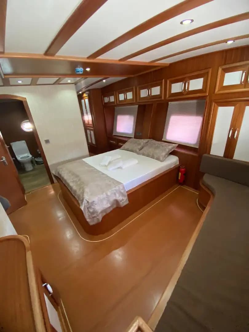 Luxury Voyage bleu for 12 Guests Aboard a 5-cabines Gulet in Bozburun’s Eaux magnifiques 7