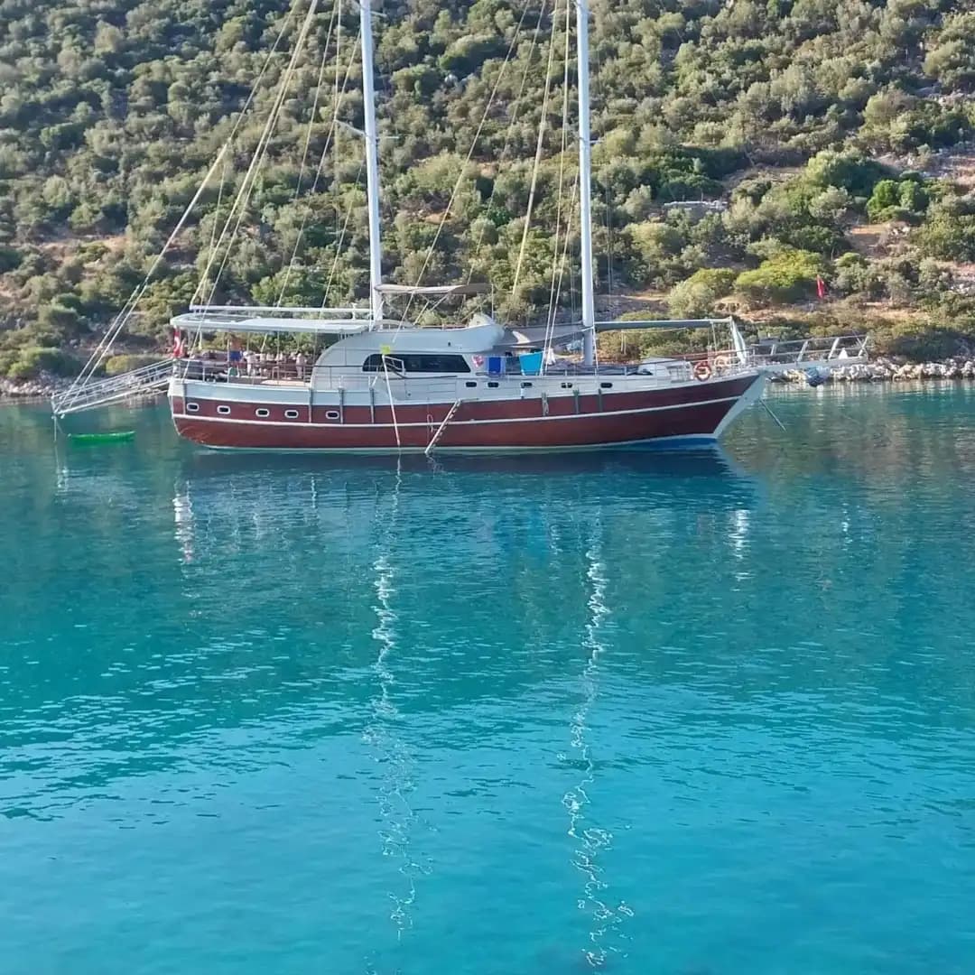 Luxury Voyage bleu for 12 Guests Aboard a 5-cabines Gulet in Bozburun’s Eaux magnifiques 8