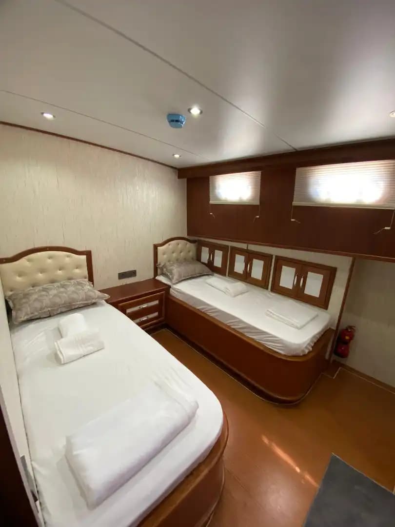 Luxury Voyage bleu for 12 Guests Aboard a 5-cabines Gulet in Bozburun’s Eaux magnifiques 17