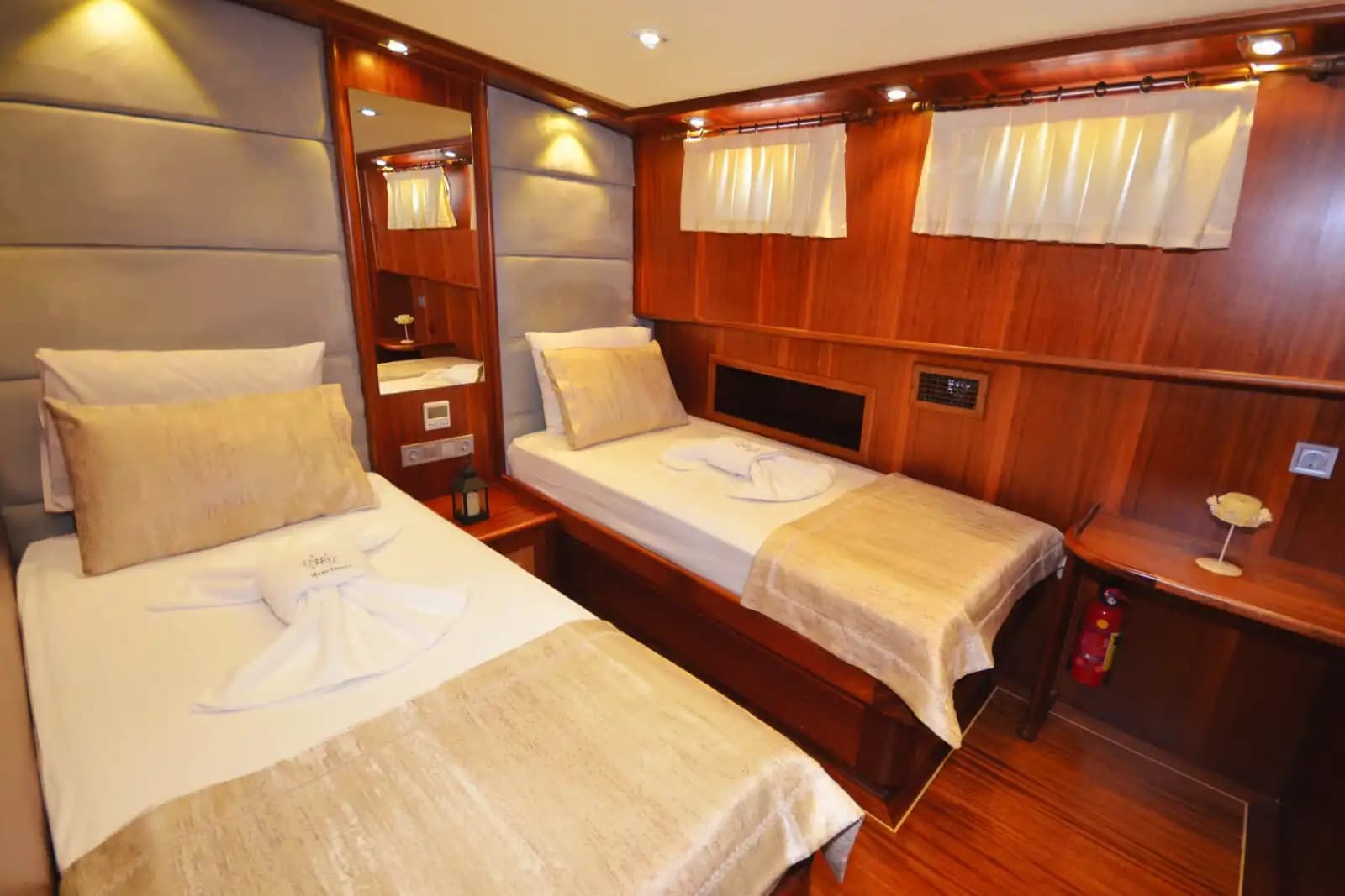 24-Meter, 6-cabines Gulet for 12 Guests in Marmaris Bozburun 16