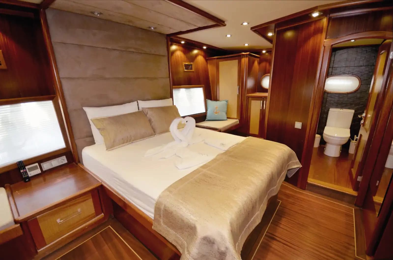 24-Meter, 6-cabines Gulet for 12 Guests in Marmaris Bozburun 14