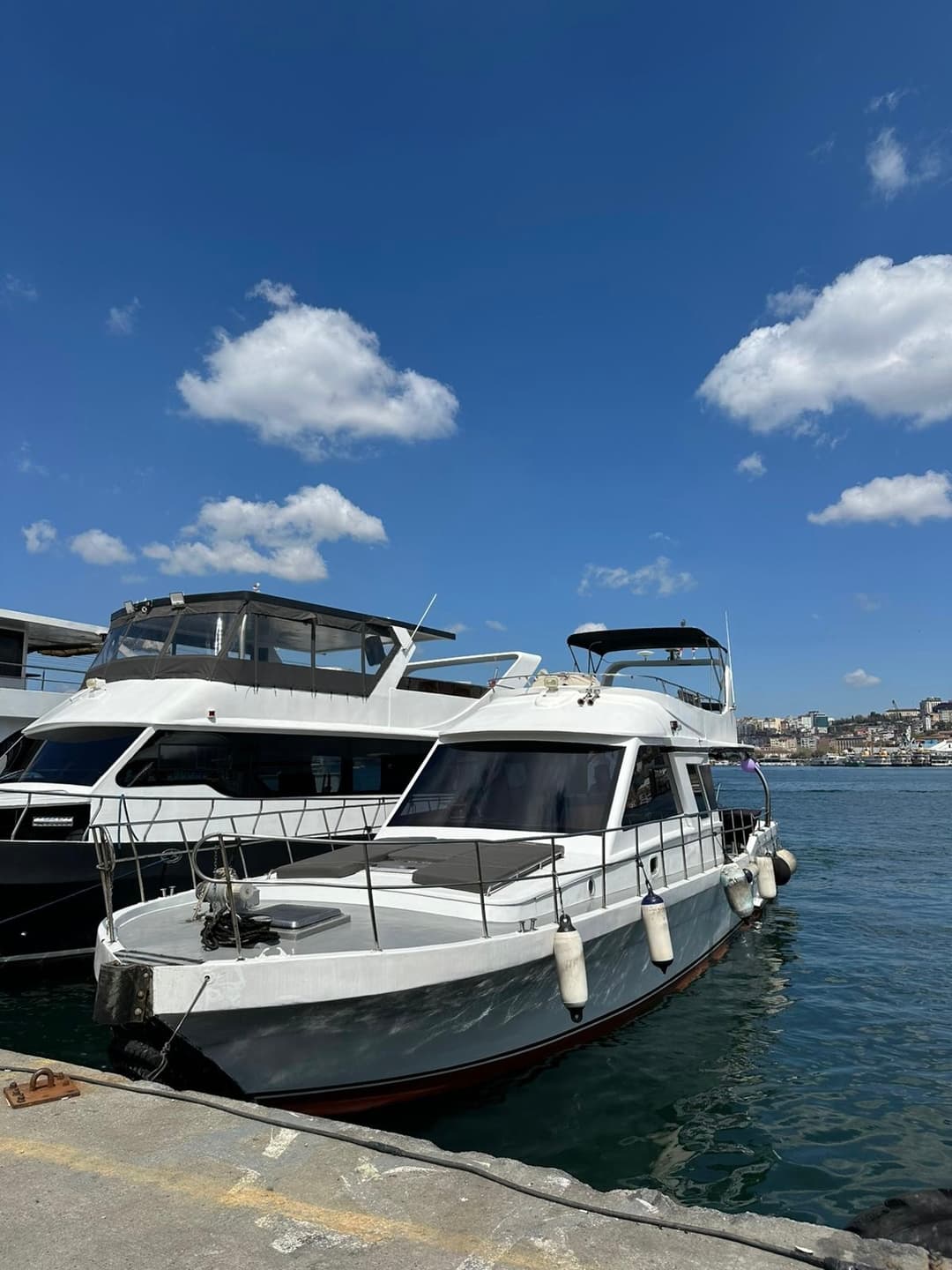 Louez un yacht à Eminönü et profitez du Bosphore !