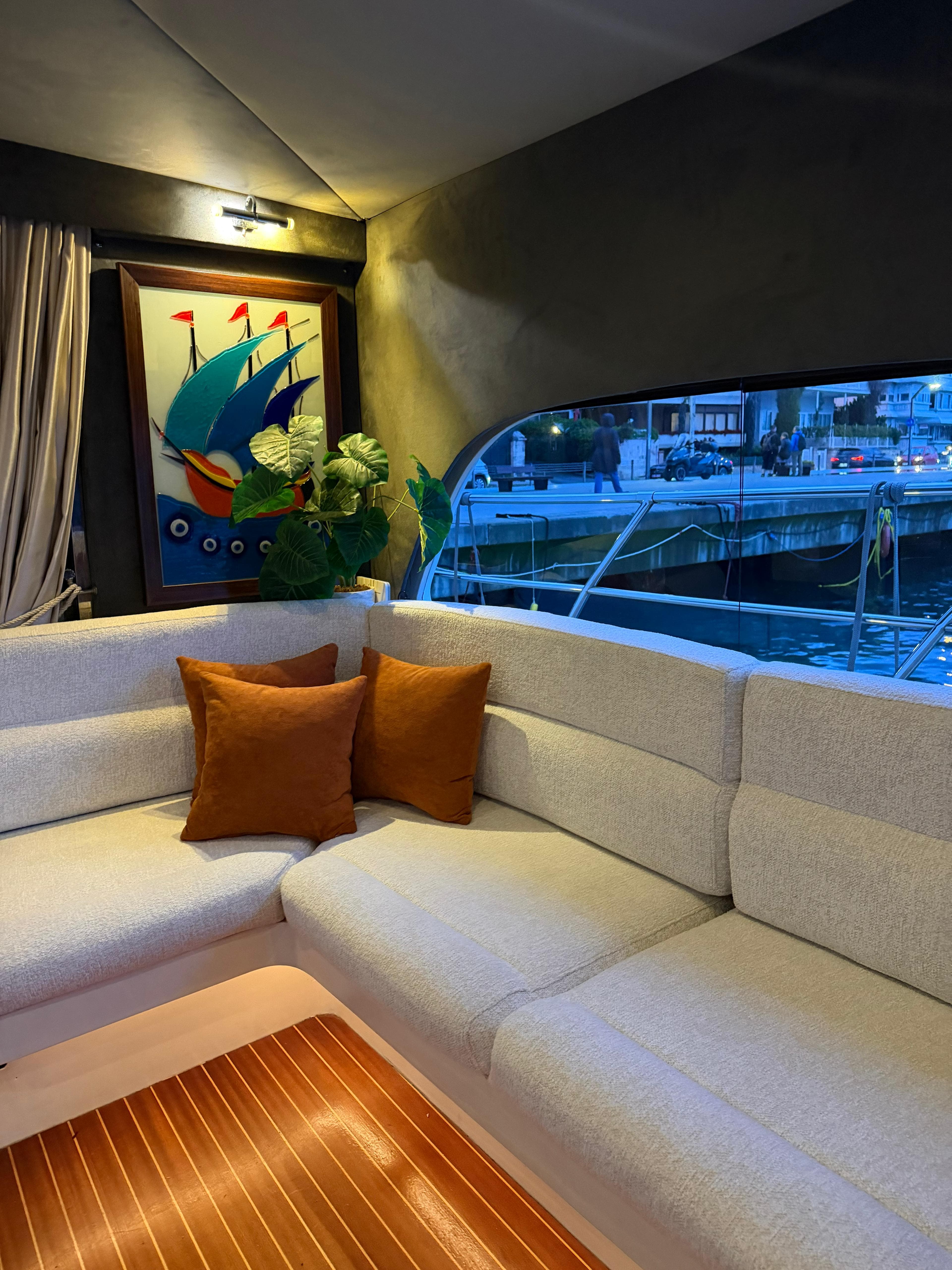 Luxury 20-Meter Motor Yacht with 3 Cabins & 6-Person Accommodation in Bodrum 8