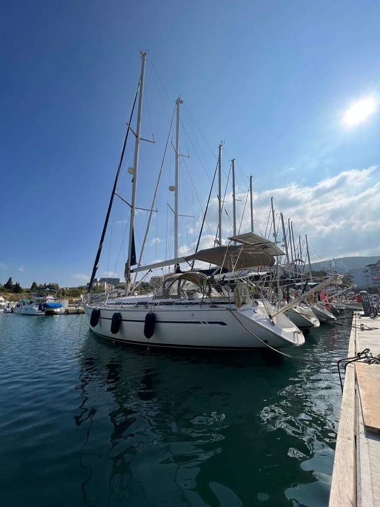 Luxury 15-Meter Sailboat in Kuşadası: 3 Cabins, 6 Guests for Your Blue Cruise and Special Memories
