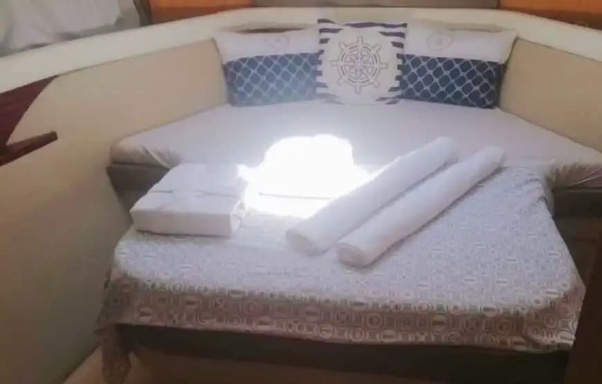Çeşme'de Ultra Lüks Yat Kiralama 8 Kişiye Kadar