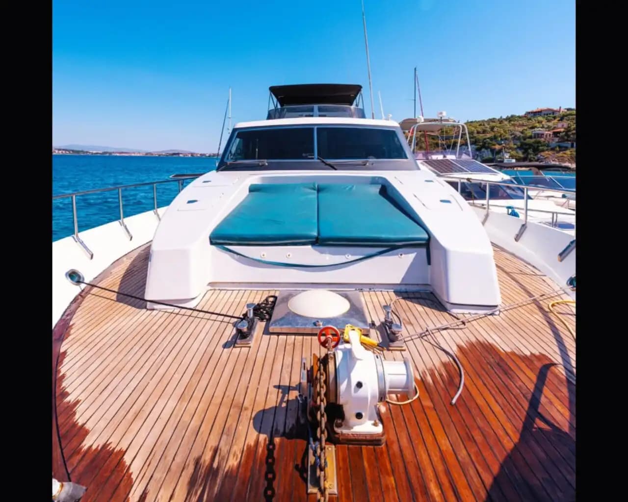 Sentez la liberté dans les eaux d'Égée avec le yacht de luxe Bamboule 2