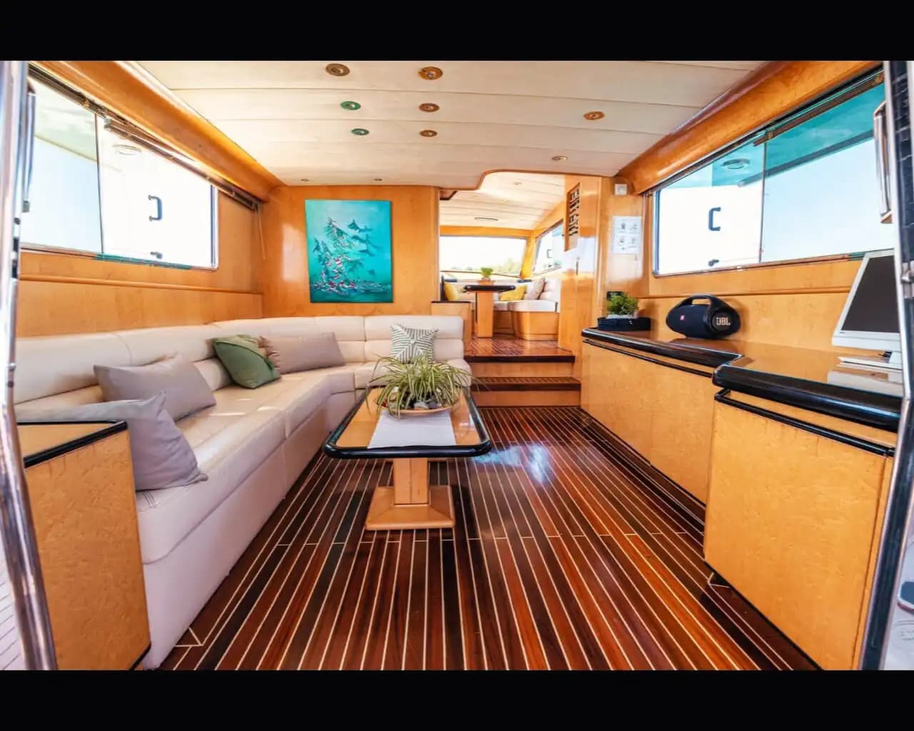 Sentez la liberté dans les eaux d'Égée avec le yacht de luxe Bamboule 4
