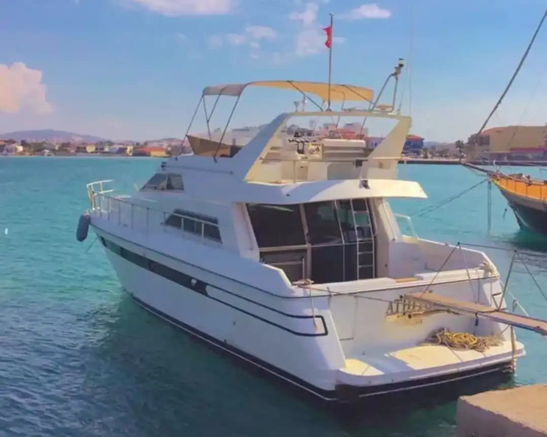 Mochi Marka Ultra Lüks Yat ile Çeşme’nin Eşsiz Sularında VIP Gezi 3