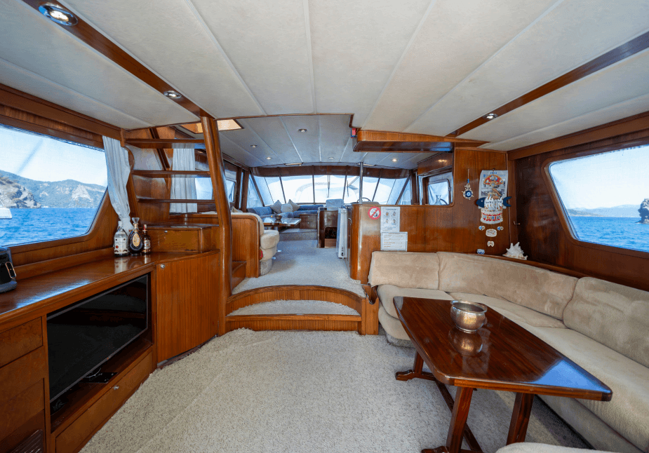 Luxus-Motoryacht 19m in Fethiyes türkisfarbenem Meer 16