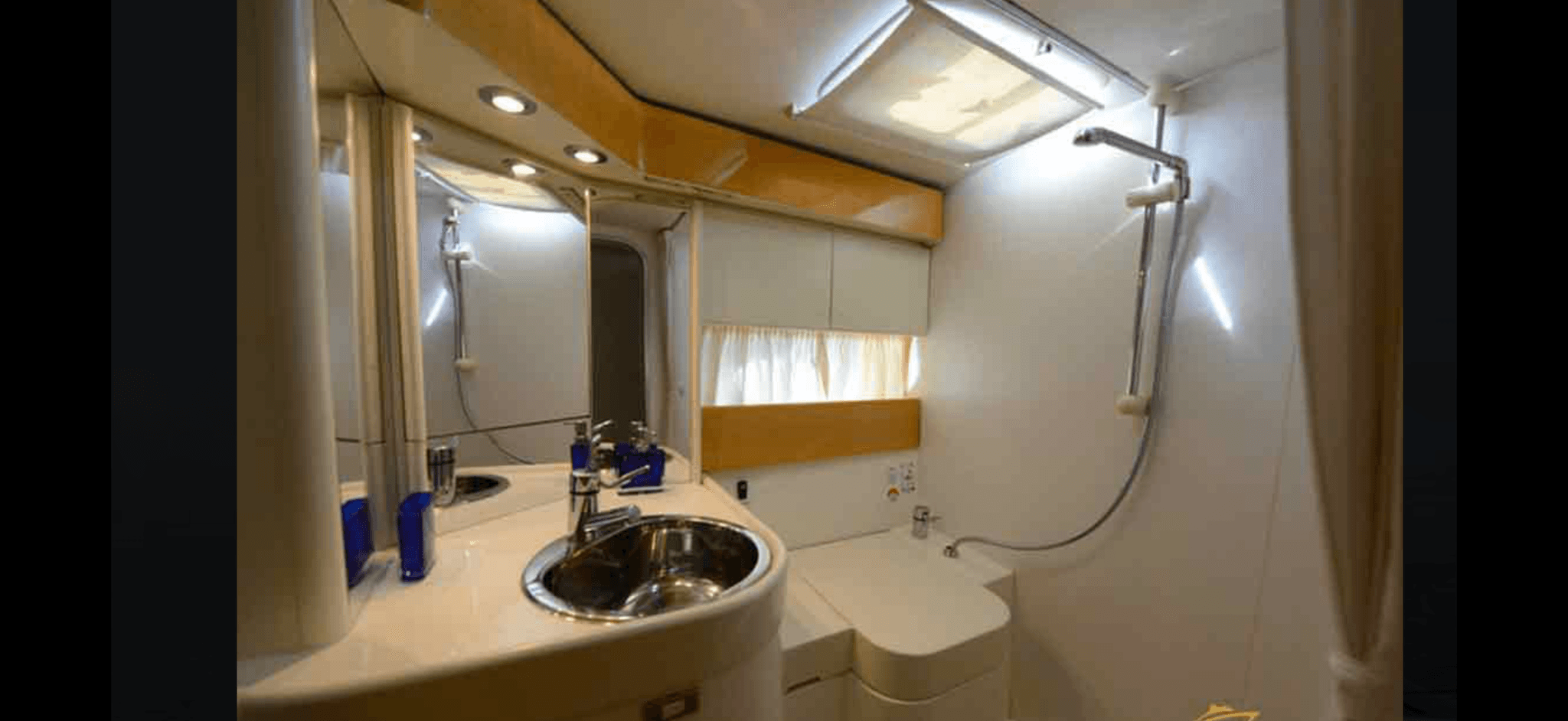 Luxury 14m Motor Yacht Rental Göcek (6 Guests) | 2 Cabins 8