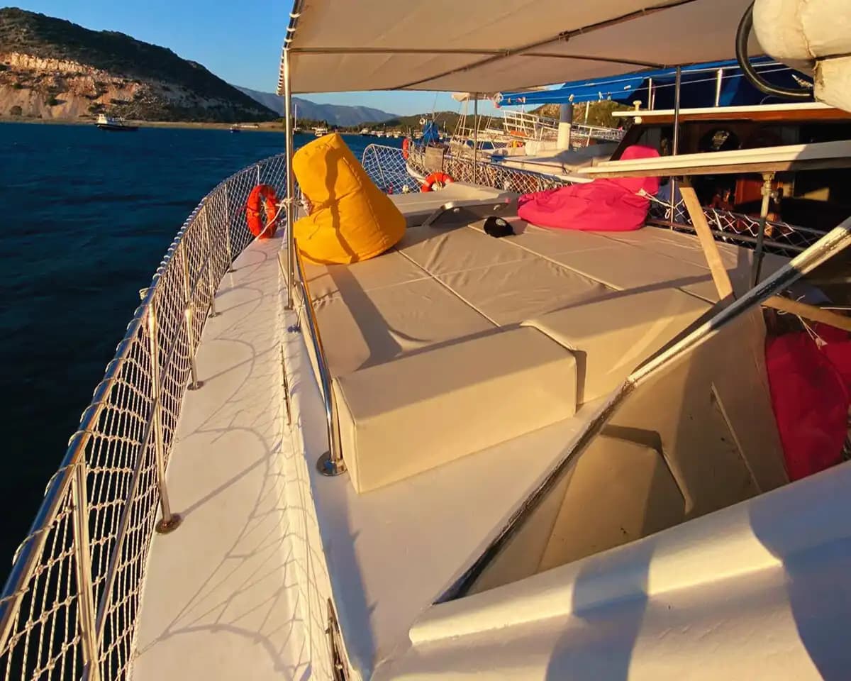Unforgettable Moments Aboard a 12-Meter Construit sur mesure Boat from Demre Harbor 12