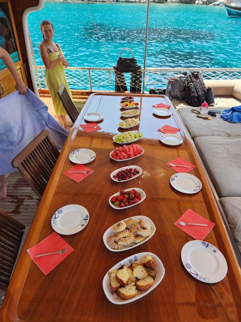Discover Kalkan’s Stunning Bays with an Exclusif Baignade & Sightseeing Tour 7