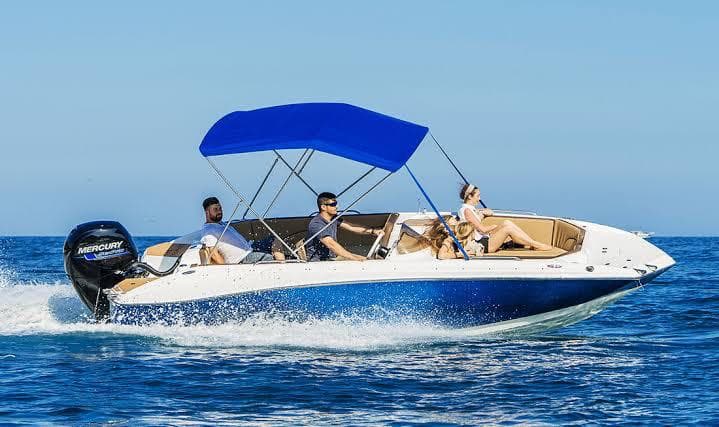 Ölüdeniz'de Ekonomik Tekne Kiralama – 6 Metrelik ile 8 Kişilik Keyifli Bir Mola! 8