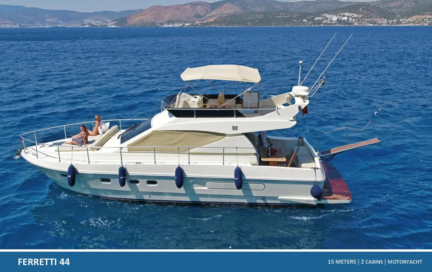Elegante Yate a Motor in Bodrum: A Tranquilo Day con Ferretti 44 2
