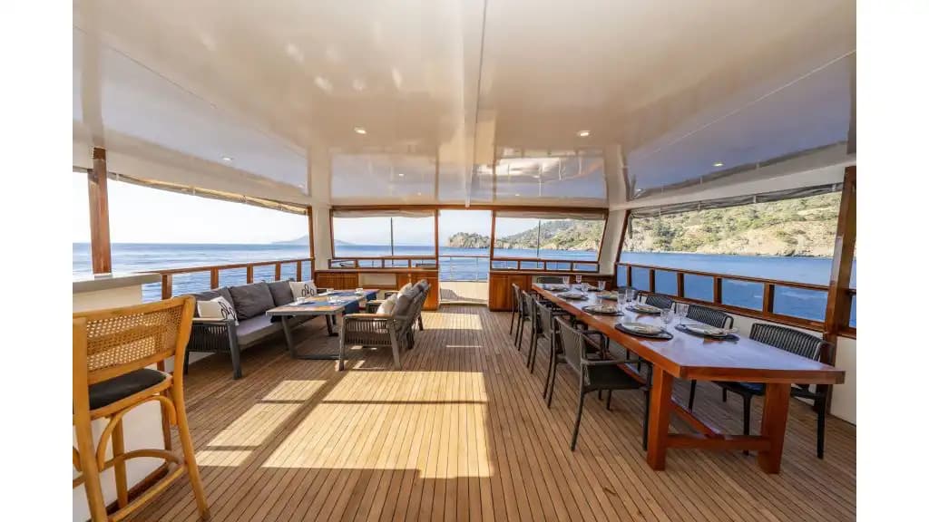 2023 Construido Superb Yate a Motor: Main cubierta Master Camarote & Full Water Toys (28m) 35