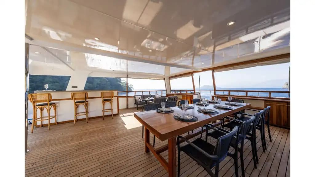 2023 Construido Superb Yate a Motor: Main cubierta Master Camarote & Full Water Toys (28m) 42