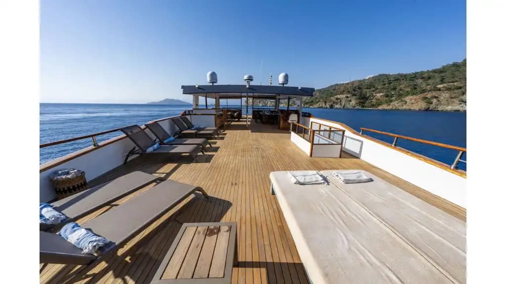 2023 Construido Superb Yate a Motor: Main cubierta Master Camarote & Full Water Toys (28m) 44