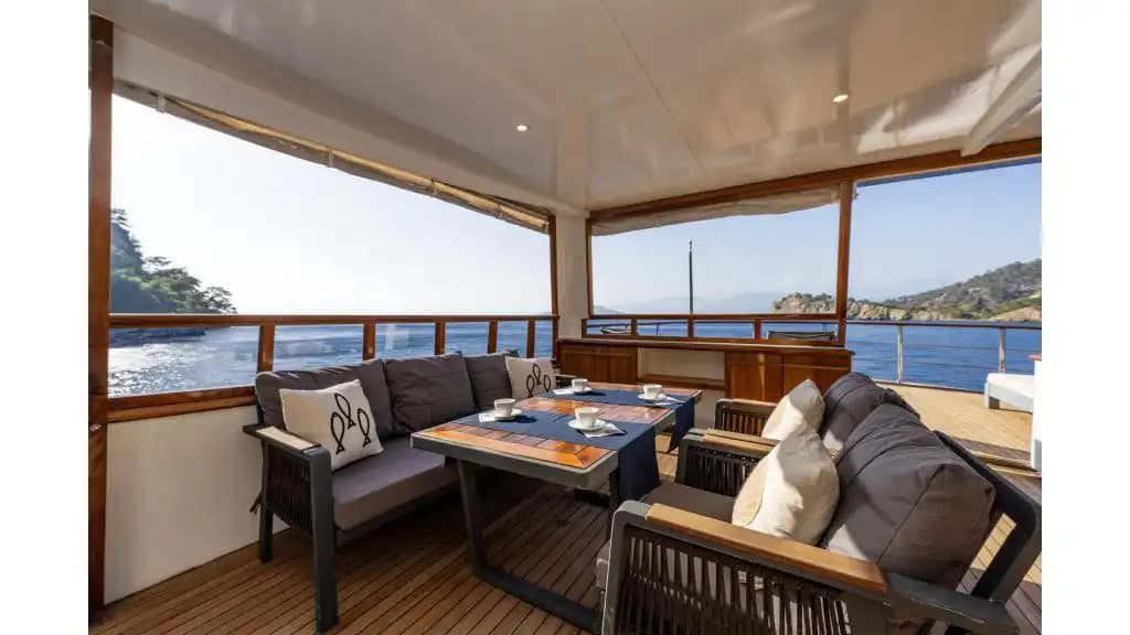 2023 Construido Superb Yate a Motor: Main cubierta Master Camarote & Full Water Toys (28m) 48