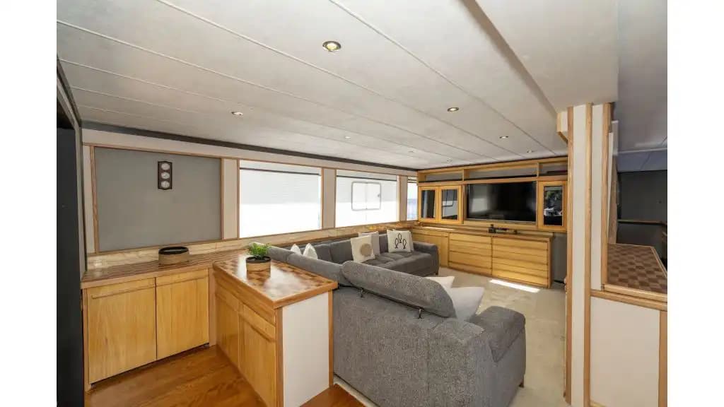 2023 Construido Superb Yate a Motor: Main cubierta Master Camarote & Full Water Toys (28m) 50