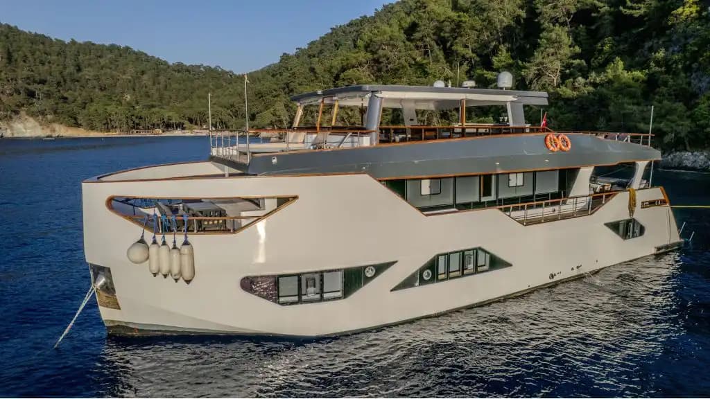 2023 Construido Superb Yate a Motor: Main cubierta Master Camarote & Full Water Toys (28m) 13