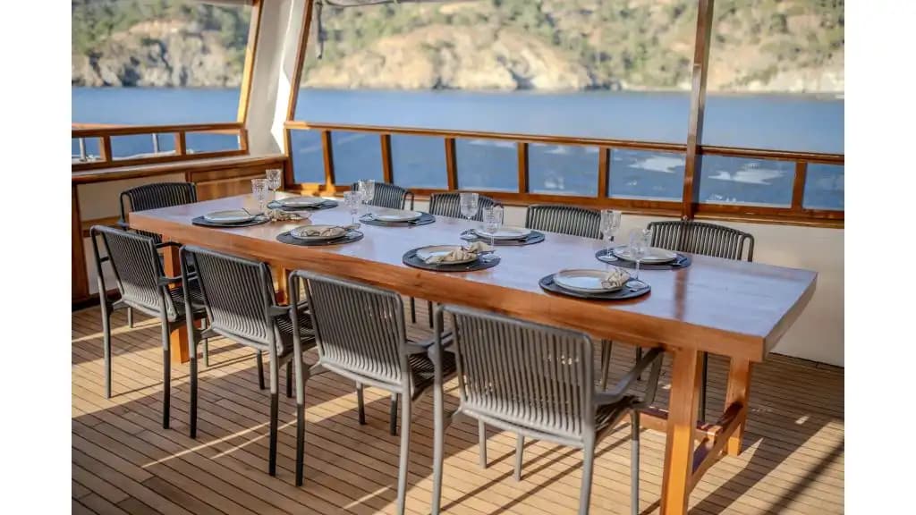 2023 Construido Superb Yate a Motor: Main cubierta Master Camarote & Full Water Toys (28m) 65