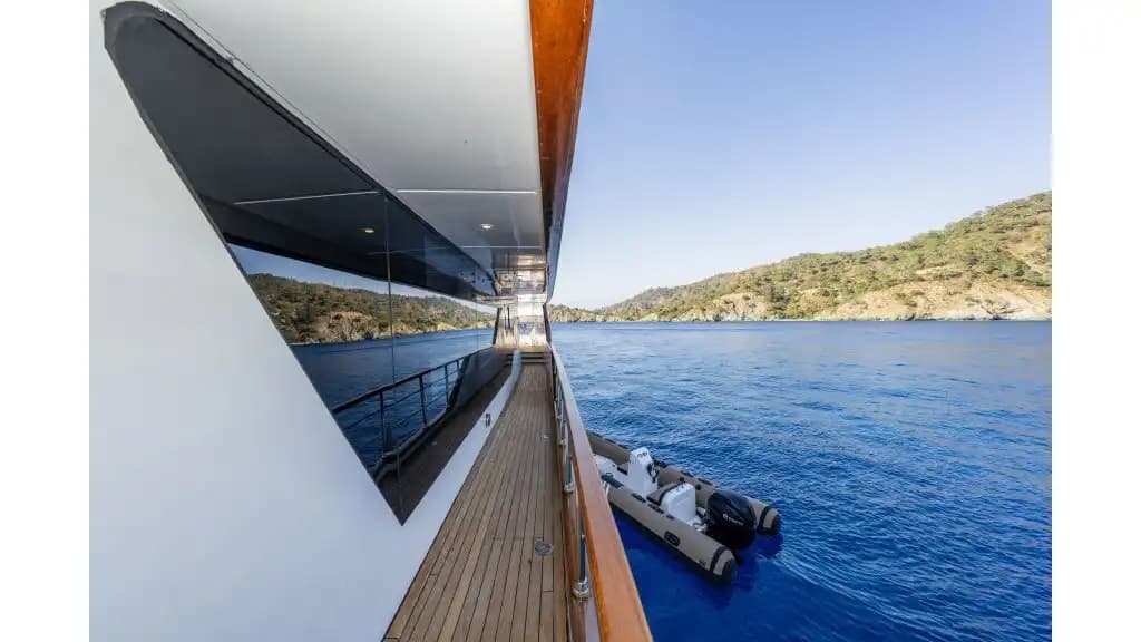 2023 Construido Superb Yate a Motor: Main cubierta Master Camarote & Full Water Toys (28m) 31